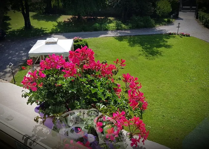 Del Cigno בית הארחה